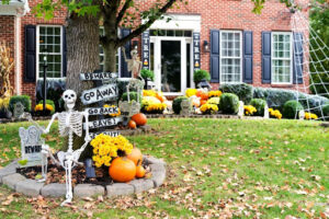 Halloween decorations in front yard